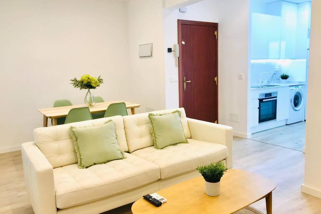 Andalucia I & Balcony By Ele Apartments มาลากา ภายนอก รูปภาพ